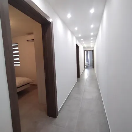 San Pawl * St. Paul's Bay